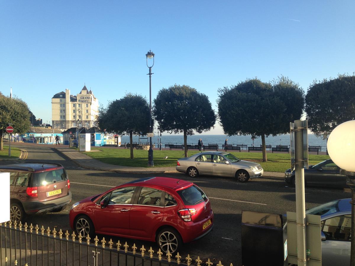 Lauriston & Lawton Court Hotel Llandudno Kültér fotó