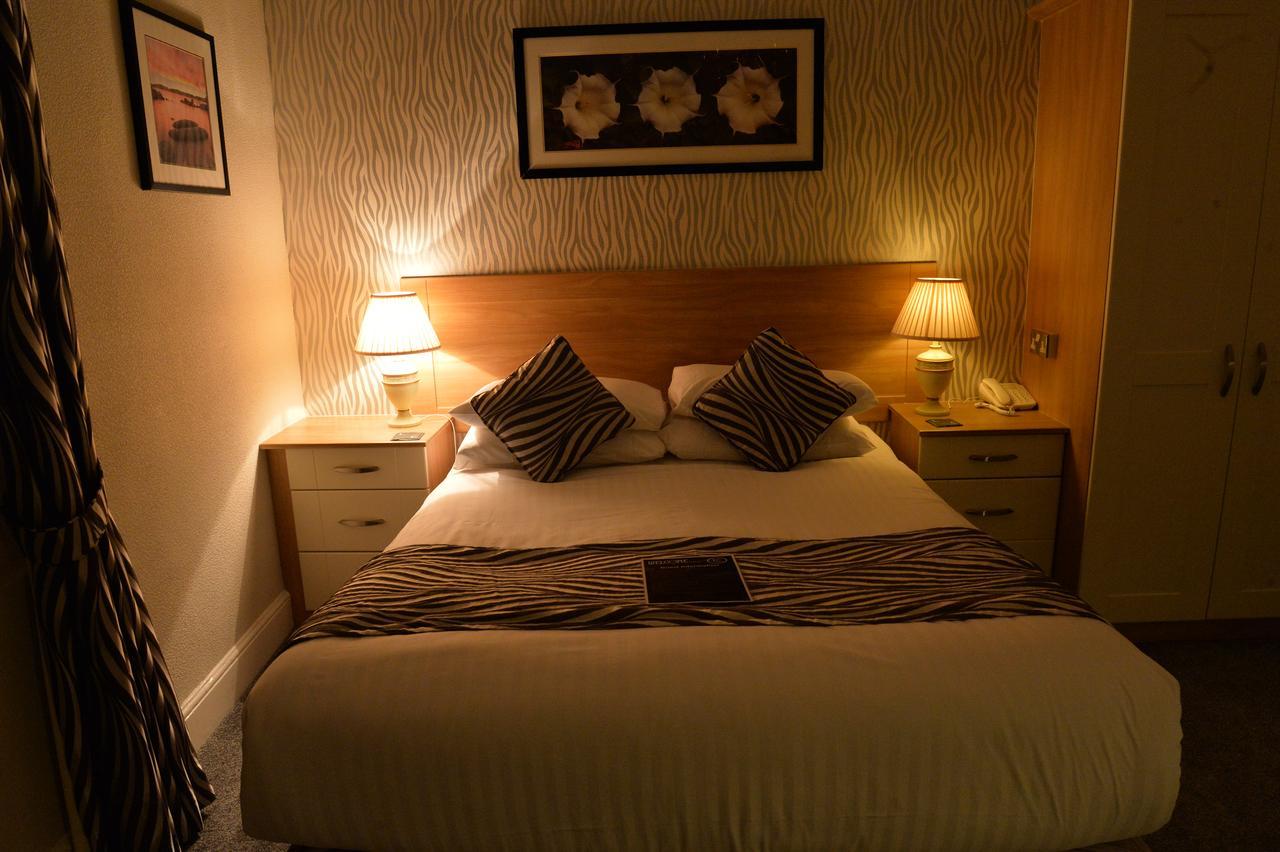 Lauriston & Lawton Court Hotel Llandudno Kültér fotó