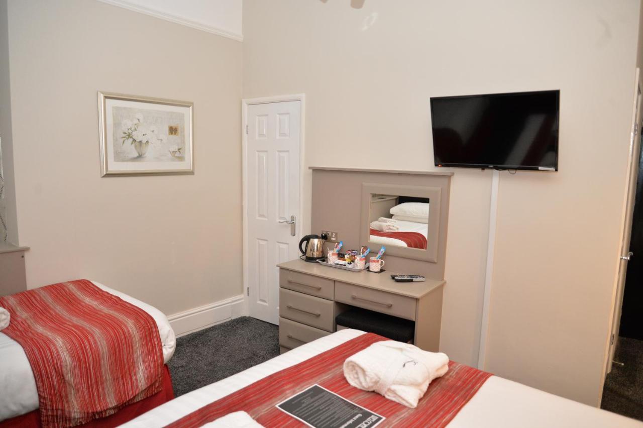 Lauriston & Lawton Court Hotel Llandudno Kültér fotó